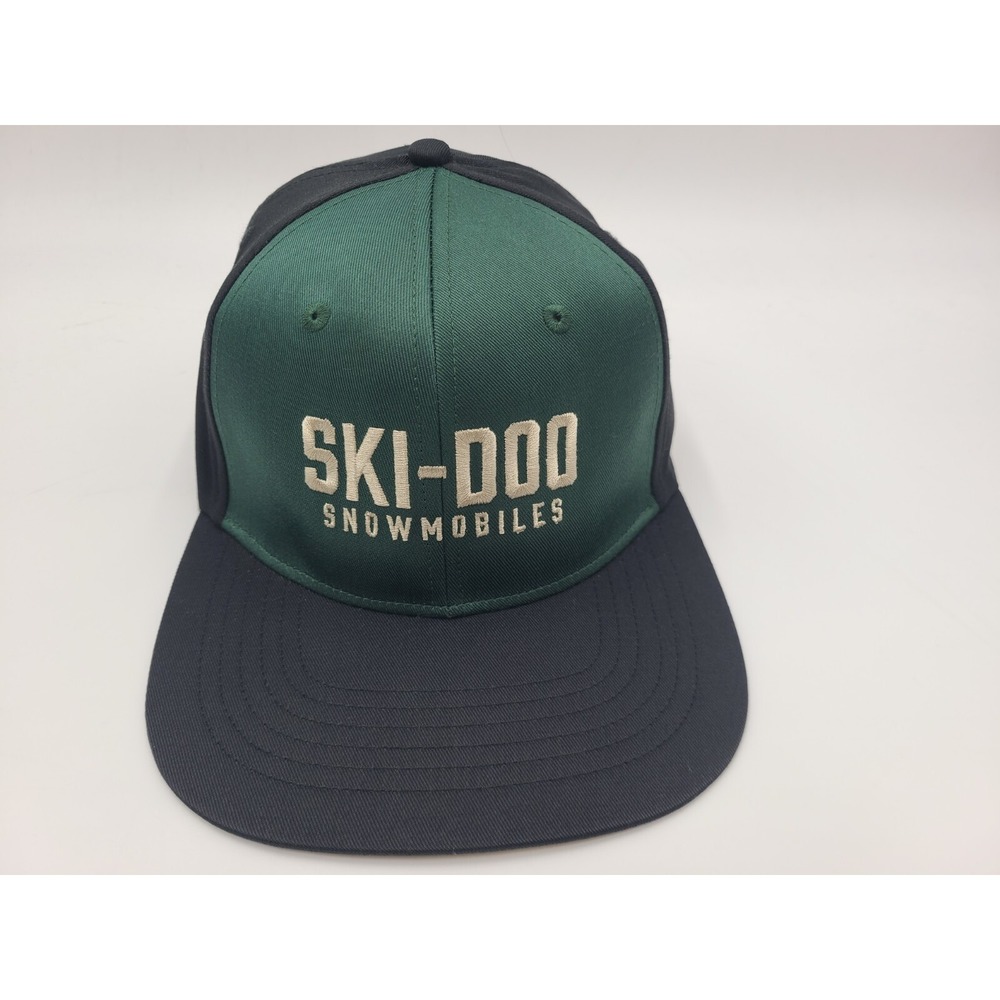 Ski-Doo Snowmobiles Flex Fitted (Seems S-M)‎ Hat Cap Snow Men Women Green Black